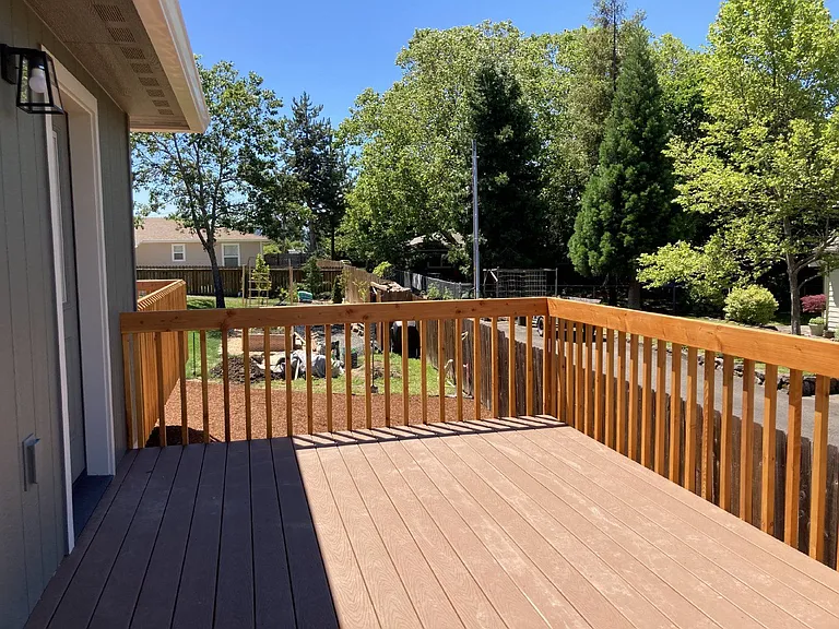 2468 NE Kerr St — Photo 14