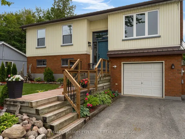 28 Park St, Tay, ON L0K 2A0