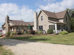 1460 28th Rd, Clay Center, KS 67432