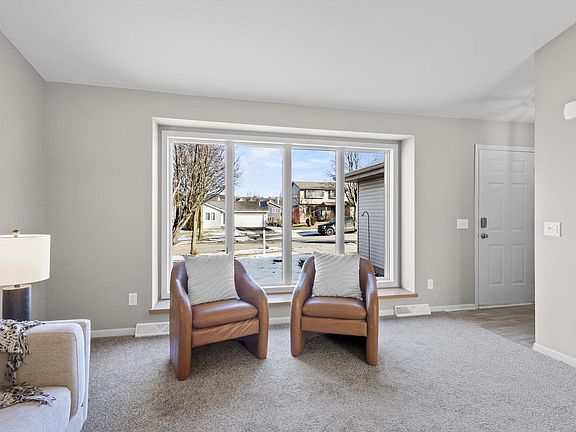 4th image of 6121 Roseberg Road