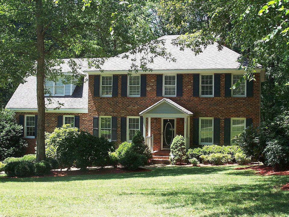 Welcome to 14214 Chimney House Road...