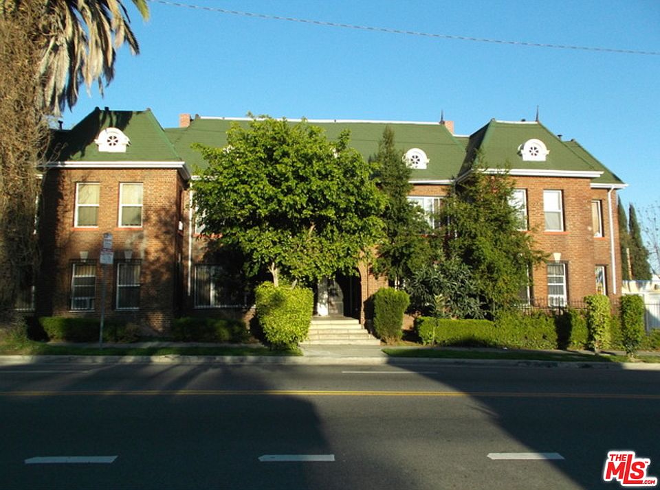 1st image of 370 N Wilton Pl