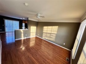 27976 Declaration Rd