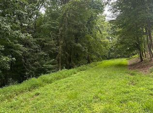 915 Cherokee Rd, Lucas, KY 42156