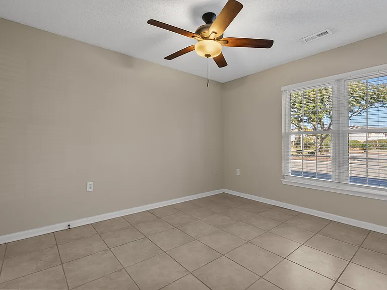3687 Claypond Rd #C — Photo 43