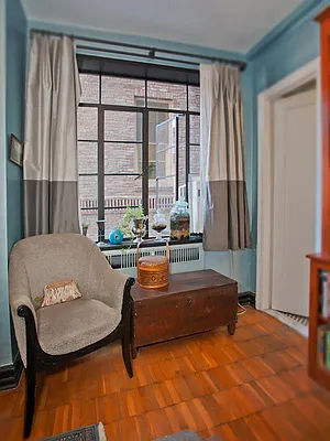 Sold by Avenue Sotheby's International Realty | media 8