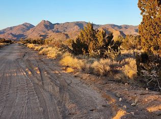 34A S Wagon Trail Rd, Yucca, AZ 86438