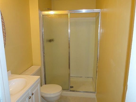 3rd image of 6328 Delnorte Ct