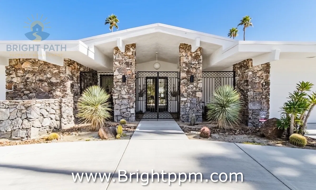 4 bed, 3323 sqft, $8,000 — Photo 3