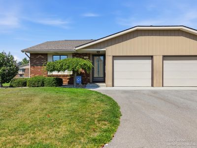 711 Waterview Ct SW, Grandville, MI, 49418
