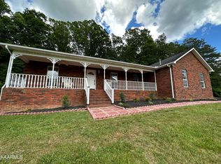 368 Peach Orchard Rd, Clinton, TN 37716