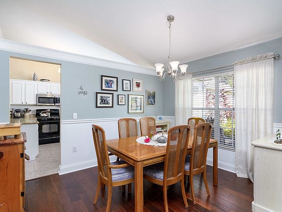 4th image of 3161 Brentwood Ln