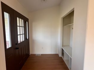 1403 E 57th Street Pl, Kearney, NE 68847