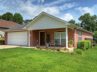 122 Hidden Valley Cir, Huntsville, TX 77340