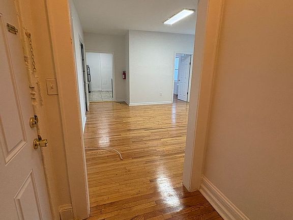 3rd image of 206-210 2nd Ave #16