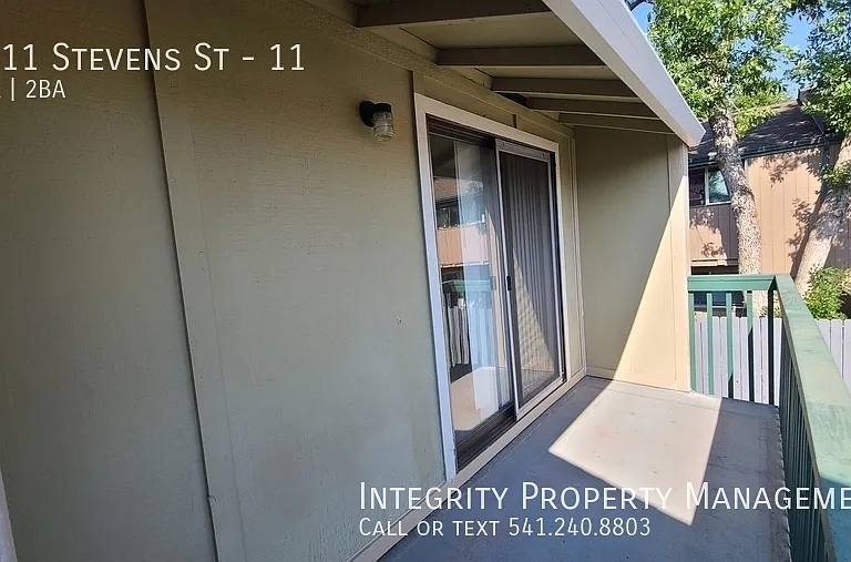 1111 Stevens St #11 — Photo 17