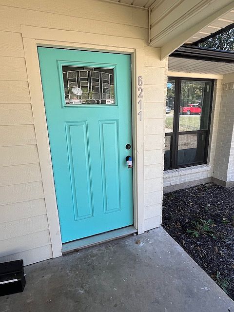 2nd image of 6211 Harmony Ln
