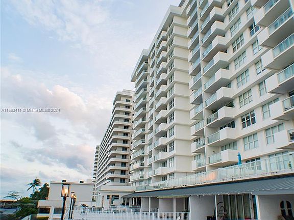 2nd image of 5601 Collins Ave APT 1123