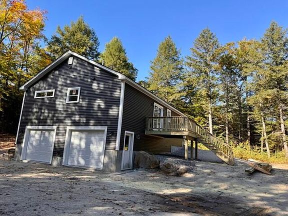3rd image of 901 Lovell Road
