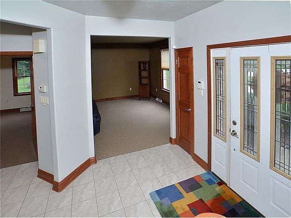 2nd image of 3165 Barberry Ct