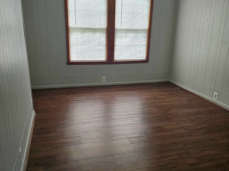 1934 Johnstone St #4 — Photo 3