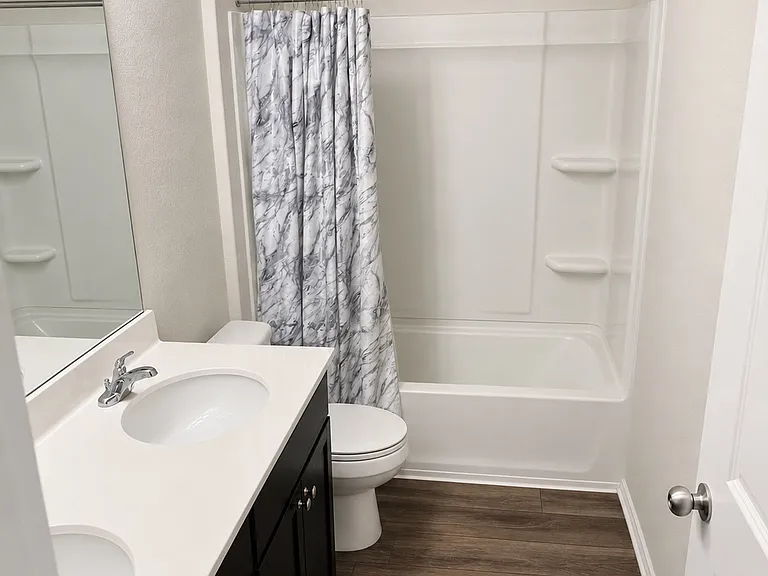 400 Bedford Falls Ln — Photo 11