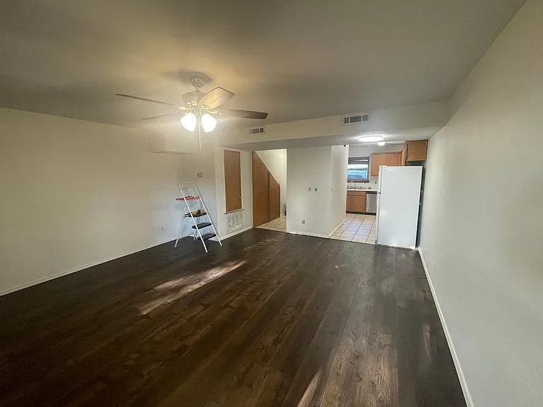 2481 N Brophy Ave #1 — Photo 3