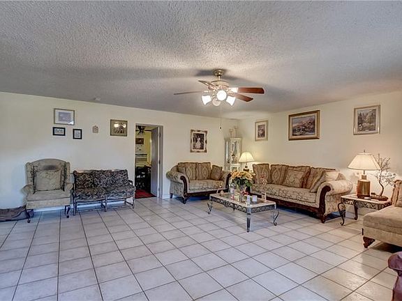 4th image of 5805 NW 20th Ct