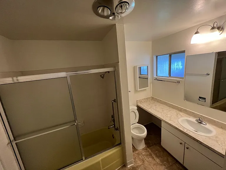 25283 Shepardson Dr — Photo 12