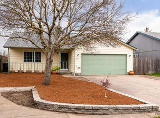 1897 Kent Ln, Eugene, OR 97404