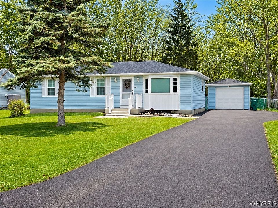 1st image of 5576 Birchwood Dr