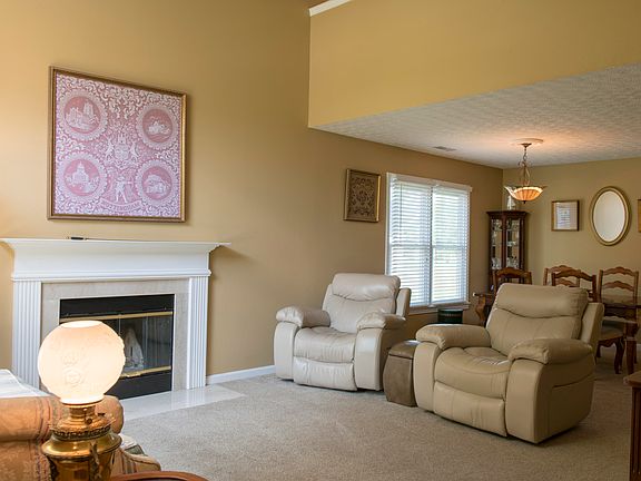 3rd image of 11013 Fairway Pointe Dr