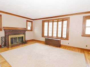 27 Walcott Rd #1, Watertown, MA 02472