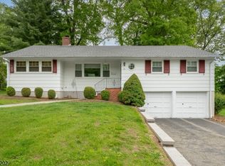 27 Albright Cir, Madison, NJ 07940