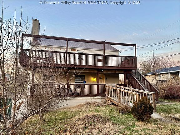 2nd image of 655 Cardinal Dr