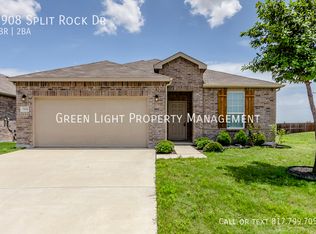 7908 Split Rock Dr, Fort Worth, TX 76131