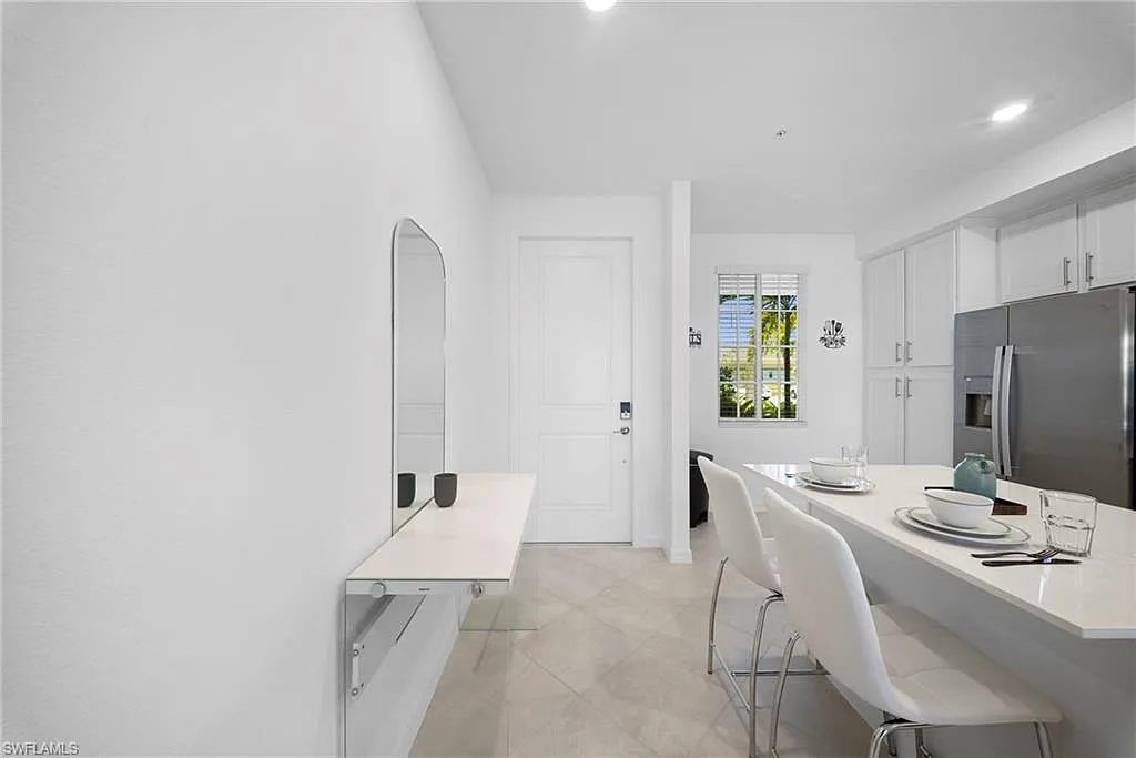15285 Green Acres Ave — Photo 4