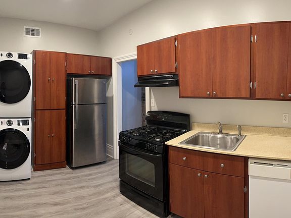 4th image of 1410 Terpsichore St