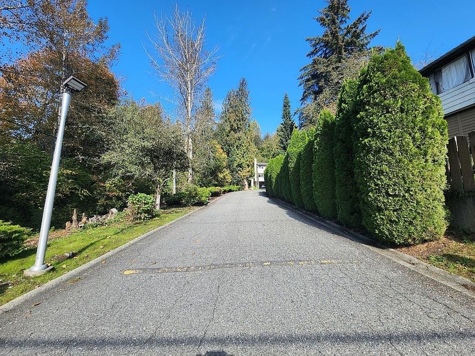1st image of 32705 Fraser Cres #21