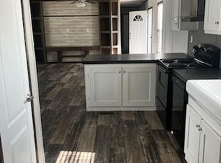200 Raider Ln TRAILER 43, Lumberton, TX 77657