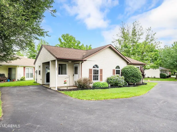 23 Datchet Close #1000, Freehold, NJ 07728