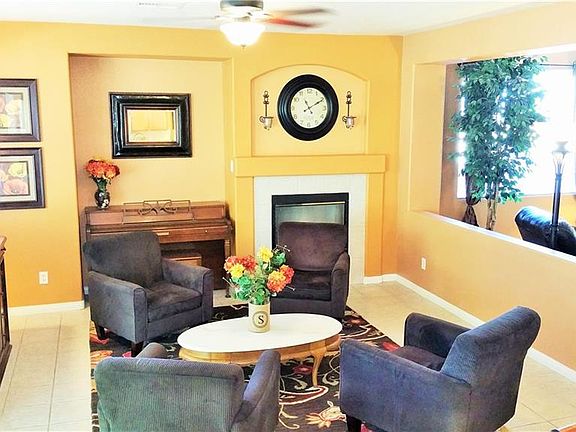 4th image of 1001 Silver Retreat Ct