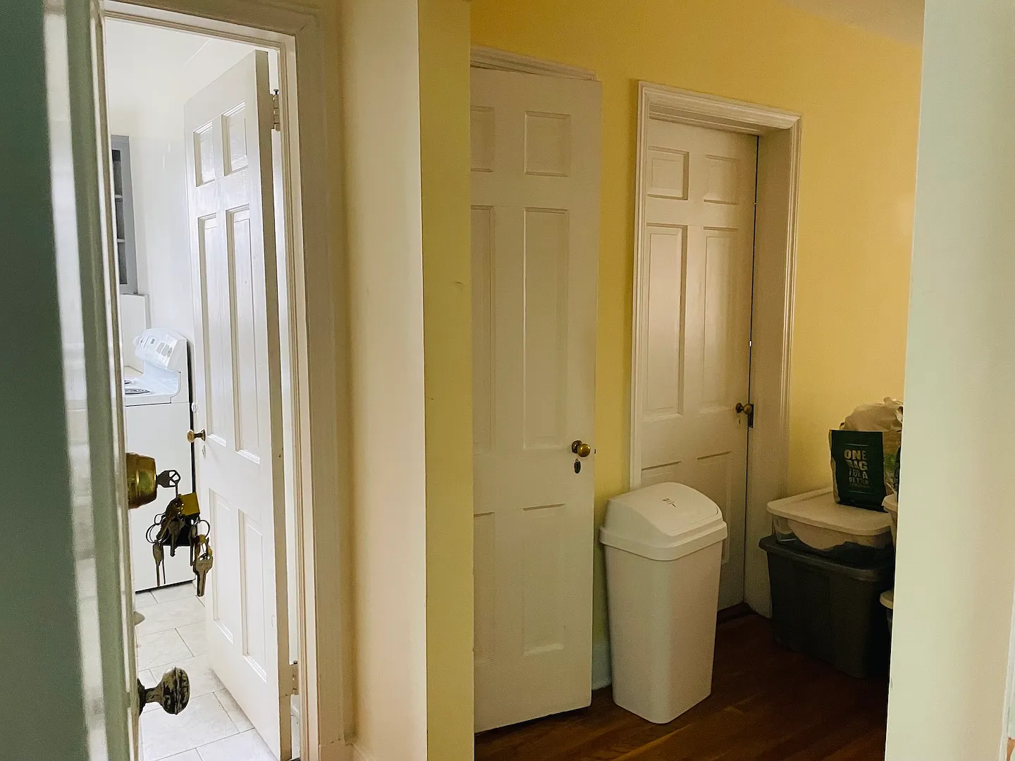 24 Bruce Park Ave — Photo 2