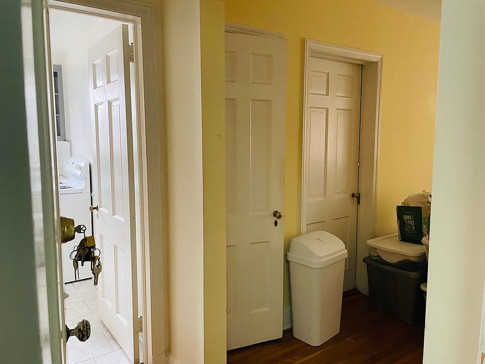 2nd image of 24 Bruce Park Ave APT 4