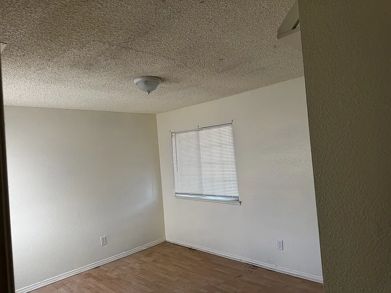 16280 Jasmine St — Photo 8