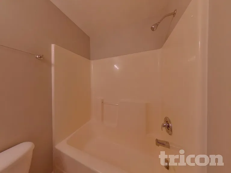 226 Blazer Dr — Photo 12