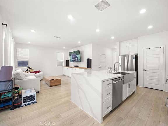 5th image of 721 Crested Lark Rd