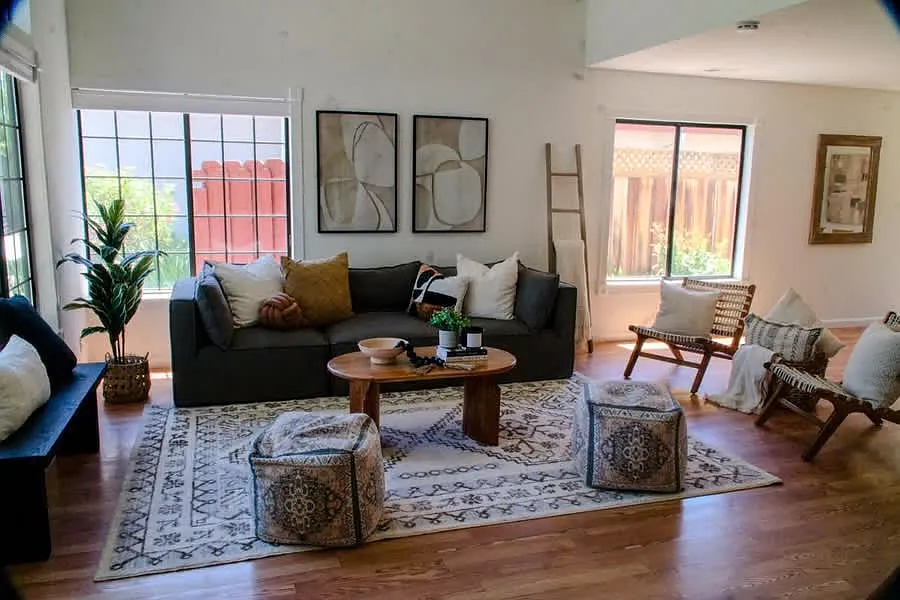 4 bed, 2.5 bath, 2141 sqft, $5,495 — Photo 4