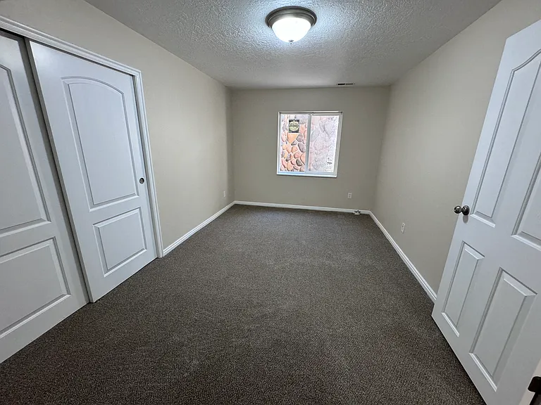 818 N Buffalo Dr — Photo 8