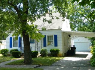 402 Cornell St, Bay City, MI 48708